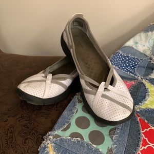 Clarks privo slipon shoe